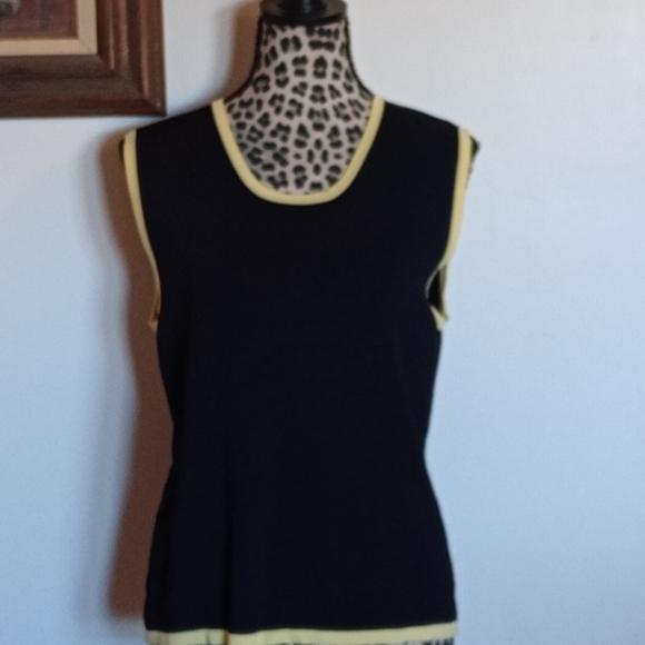 Sag harbor sweater set - Picture 4 of 5